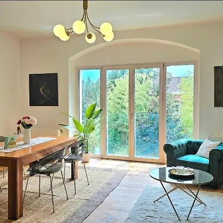 Buben Am See, Direkt Neben Schloss Orth Daire Gmunden